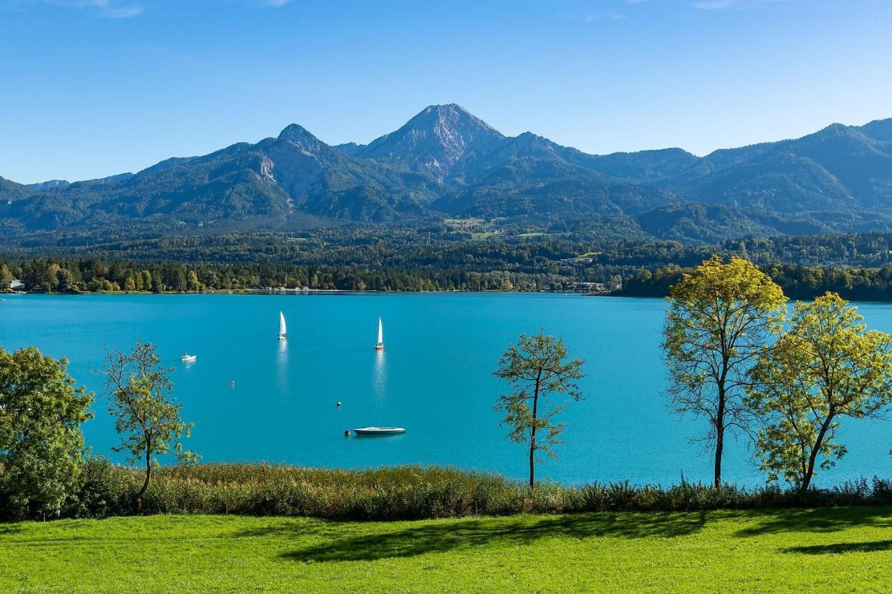 Haus Peter Bed and Breakfast Latschach ober dem Faakersee Exteriör bild